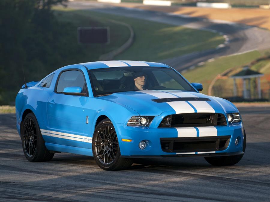  Shelby GT500 SVT 2012 года  (фото 18 из 31)